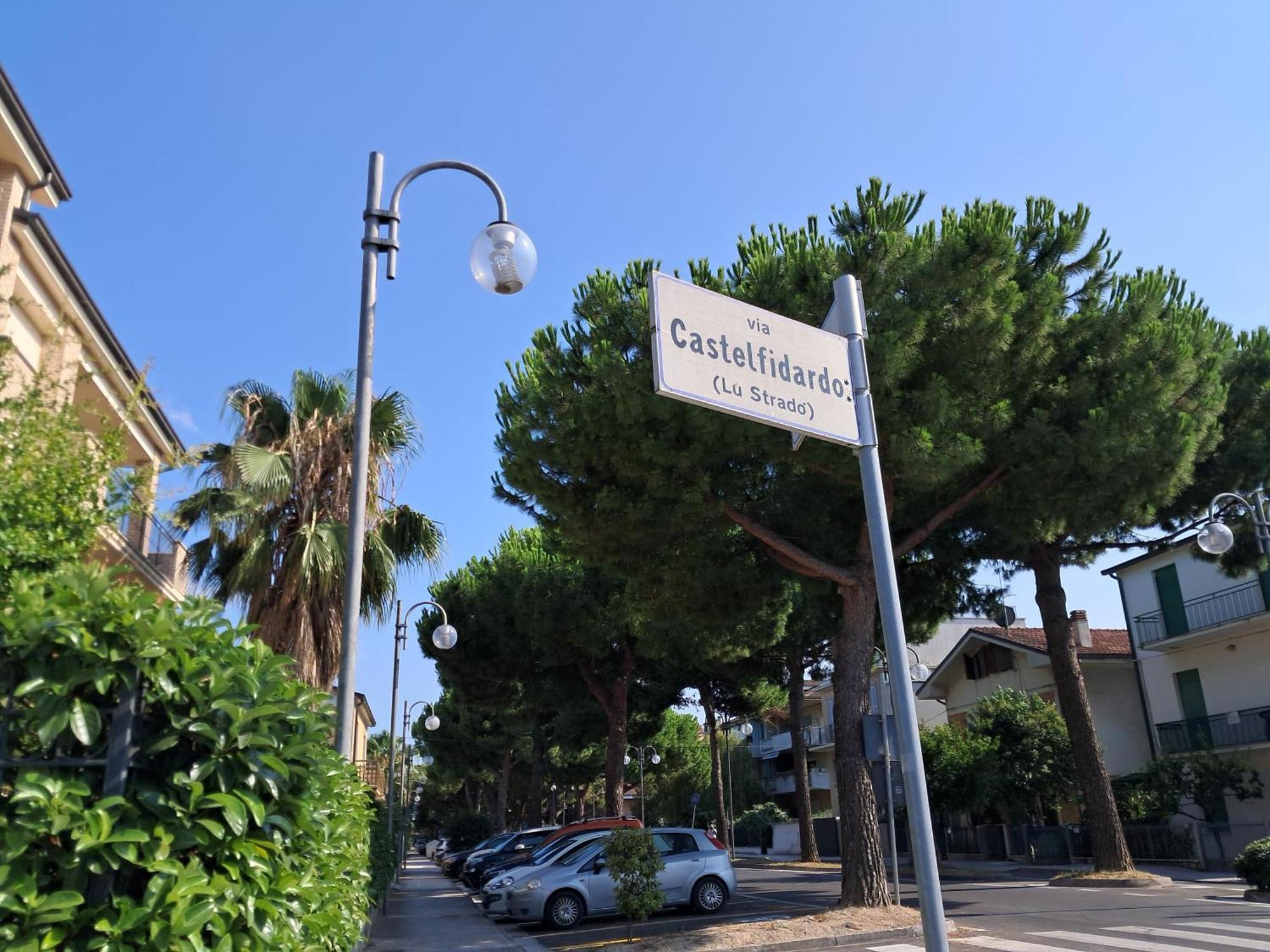Apartament Roses House Porto San Giorgio Zewnętrze zdjęcie